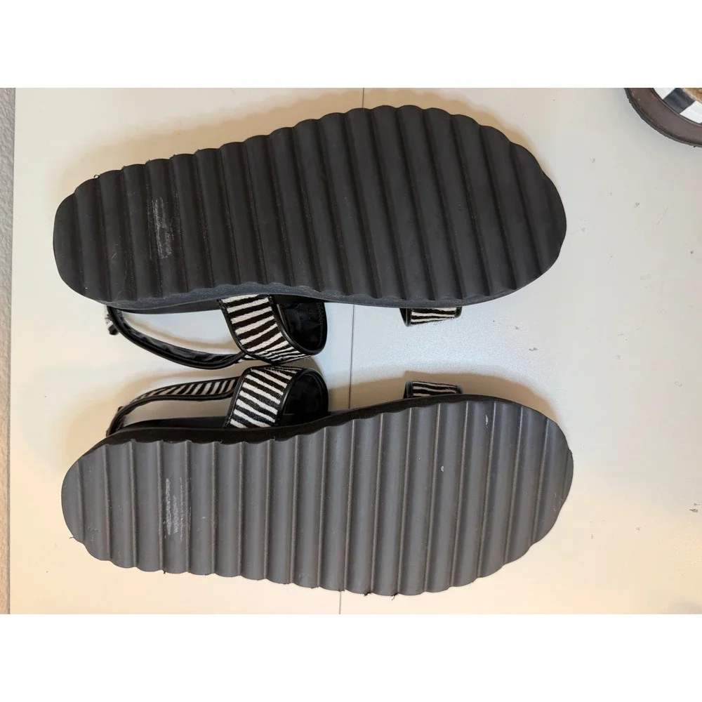 Schutz Black White Striped Calf Hair Platform Slingback Sandals Womens 9.5B